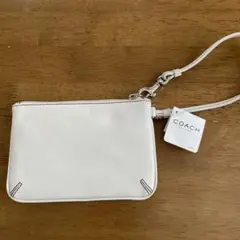 COACH ホワイトレザーポーチ