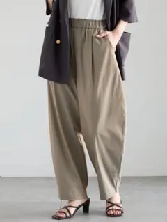 テチチ　イージーカープパンツ　フリー　ベージュ