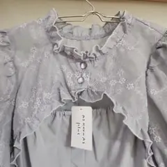 新品タグ付き★AS KNOW AS Plus ボレロシアー半袖ブラウス