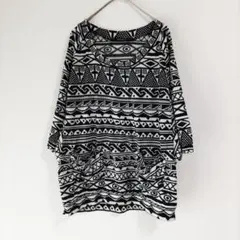 〈エスタコット〉半袖Ｔシャツ　モモンガ袖　黒✕白　エスニック　総柄　ポケット　М