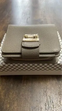 FURLA財布