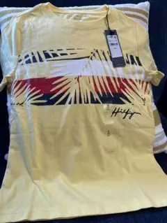 Tommy Hilfiger イエロー Tシャツ S/P (6-7)