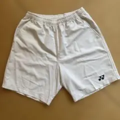 ヨネックス ホワイト ショートパンツ