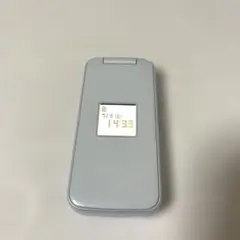 docomo らくらくホン F-01M 8GB ホワイト