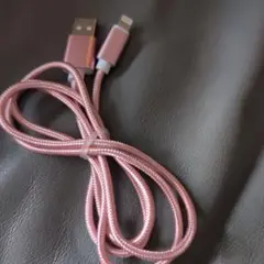 新品　ピンク USB iphone 充電ケーブル 約1m弱