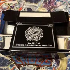 遊戯王　20th 青眼の白龍　デッキケース