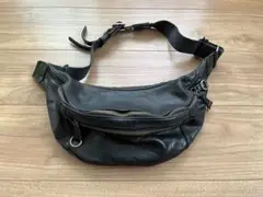 regalo レザー ボディバッグ 黒