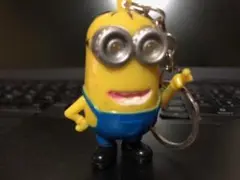 minions ミニオン 怪盗グルーのミニオン大脱走 LED キーホルダー ②