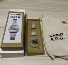 CASIO カシオ A.P.C. アーペーセー コラボ 腕時計 シルバー A.P.C. x CASIO、シルバーとゴールドのコラボレーションモデルを