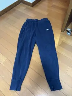 adidasスウェット