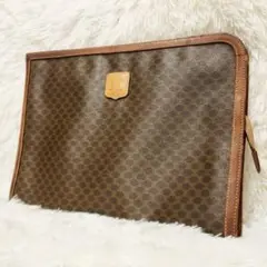 Item thumbnail for item 78f06b5f-d331-4c6a-a777-a105914e81df