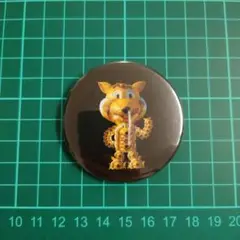 メルヘン村　ドングリス　缶バッジ