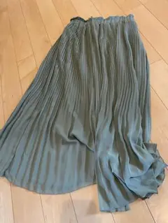 ロングスカート　モスグリーン