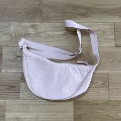 UNIQLO ラウンドショルダーバック