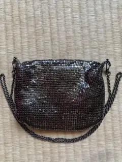 Item thumbnail for item 7ecaf2b9-e710-4dd0-9d35-5b9717227a01