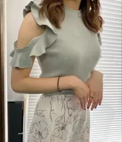 INGNI イング　フリルニット　グリーン　美品