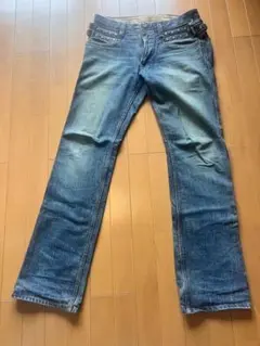 デニムジーンズ