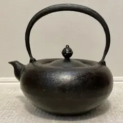 新品、未使用品　南部長文堂　長谷川 光昭作２５型吉兆文様　南部鉄瓶　南部鉄器 新品、未使用品 南部長文堂 長谷川 光昭作25型吉兆文様 南部