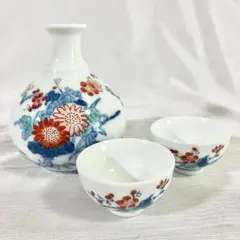 85様感謝‼️あでやか花鳥獅子‼️色鍋島　藩窯　龍耳環付　魯山窯　造 三つ足香炉 伊万里焼 魯山作 染付獅子摘三足香炉 梅文 耳付香炉 双環 置物