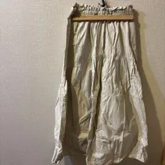 niko and シャカシャカロングスカート