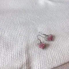 【新品】ハート型ピアス ピンク　ピンククリアスワロフスキー