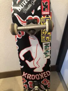 クルックトスケートボード