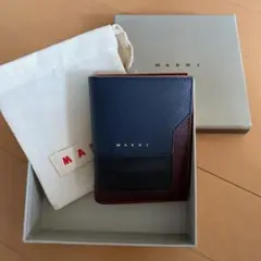 MARNI 二つ折り財布
