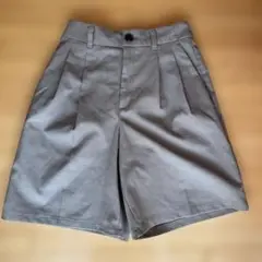 GU ショートパンツ　タックハーフパンツ　ブラウン　Sサイズ　349998
