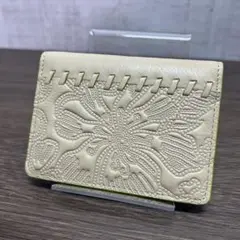 未使用　KENZO 花柄エンボス加工カードケース