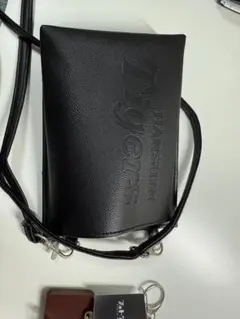 阪神タイガース ブラック バッグ サコッシュと雑貨