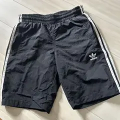 adidas 水陸両用パンツ