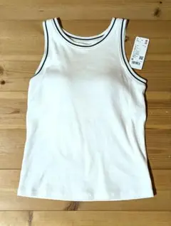 今季　ユニクロ　リブブラトップ　UNIQLO
