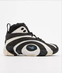 Reebok シャクノシス