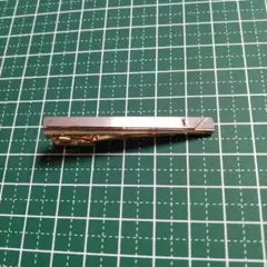 YSL ネクタイピン