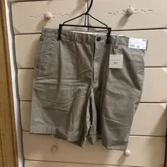 ユニクロ　チノショーツ　ベージュ