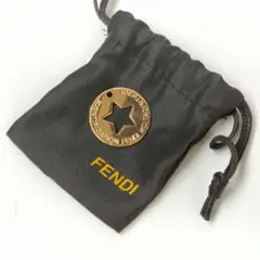 FENDI(フェンディ) ゴールド ペンダントトップ スター 星 KK941