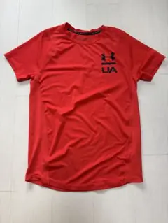 Under Armour レッド Tシャツ
