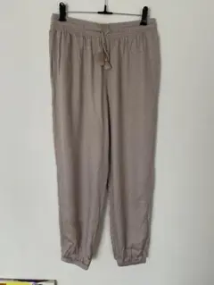 ユニクロパンツ