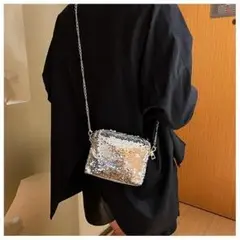 SHEIN 　シルバー　スパンコール　ショルダーバッグ　ミニバッグ　パーティー
