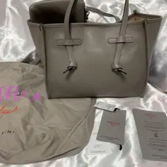 美品ジャンニキアリーニトートバッグ