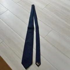 アクアスキュータム　ネクタイ