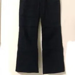 黒 フレアパンツ