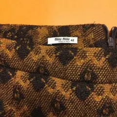 miumiu miu ミュウミュウ イタリー製 スカート です