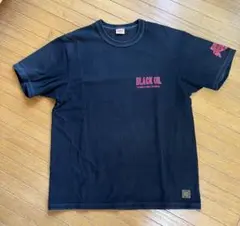 デラックスウェア　BLACK OIL Tシャツ