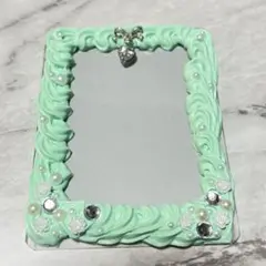 Item thumbnail for item 68e374ef-f3e7-4957-801e-f46529e88459