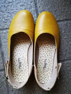 Les Belles フラットシューズ