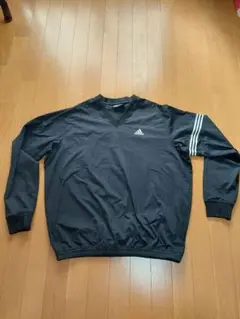 adidas 黒 Vネック 長袖シャツ