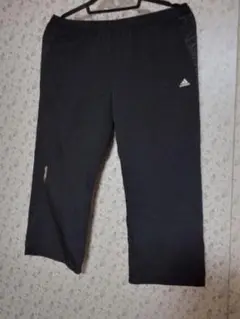 adidas ブラック レディース　ボトムス ジッパーポケット付き