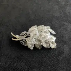 シルバーリーフブローチ　ヴィンテージ