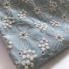 縦100cm×横95cm 刺繍生地